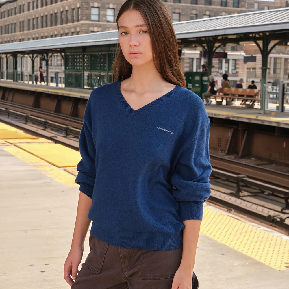 Meld V-Neck Knit - Blue Navy