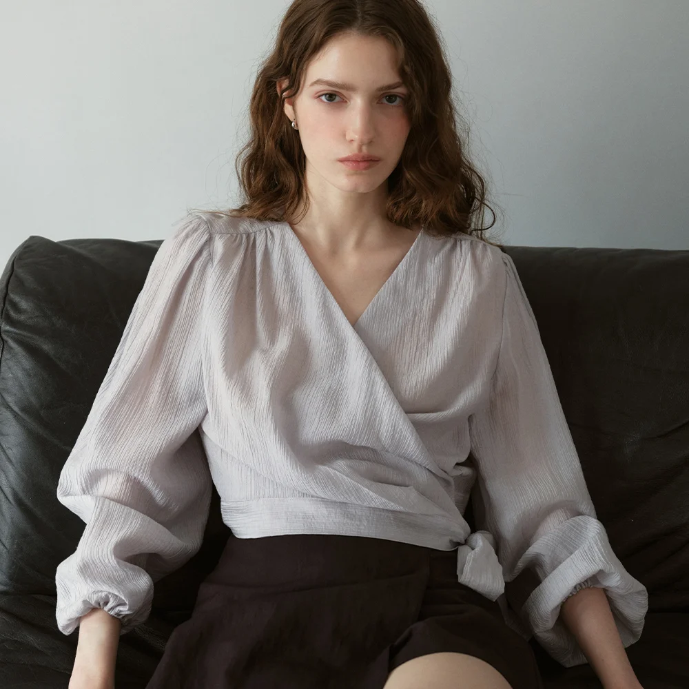 comos 1725 wrinkle wrap blouse (ash blue)