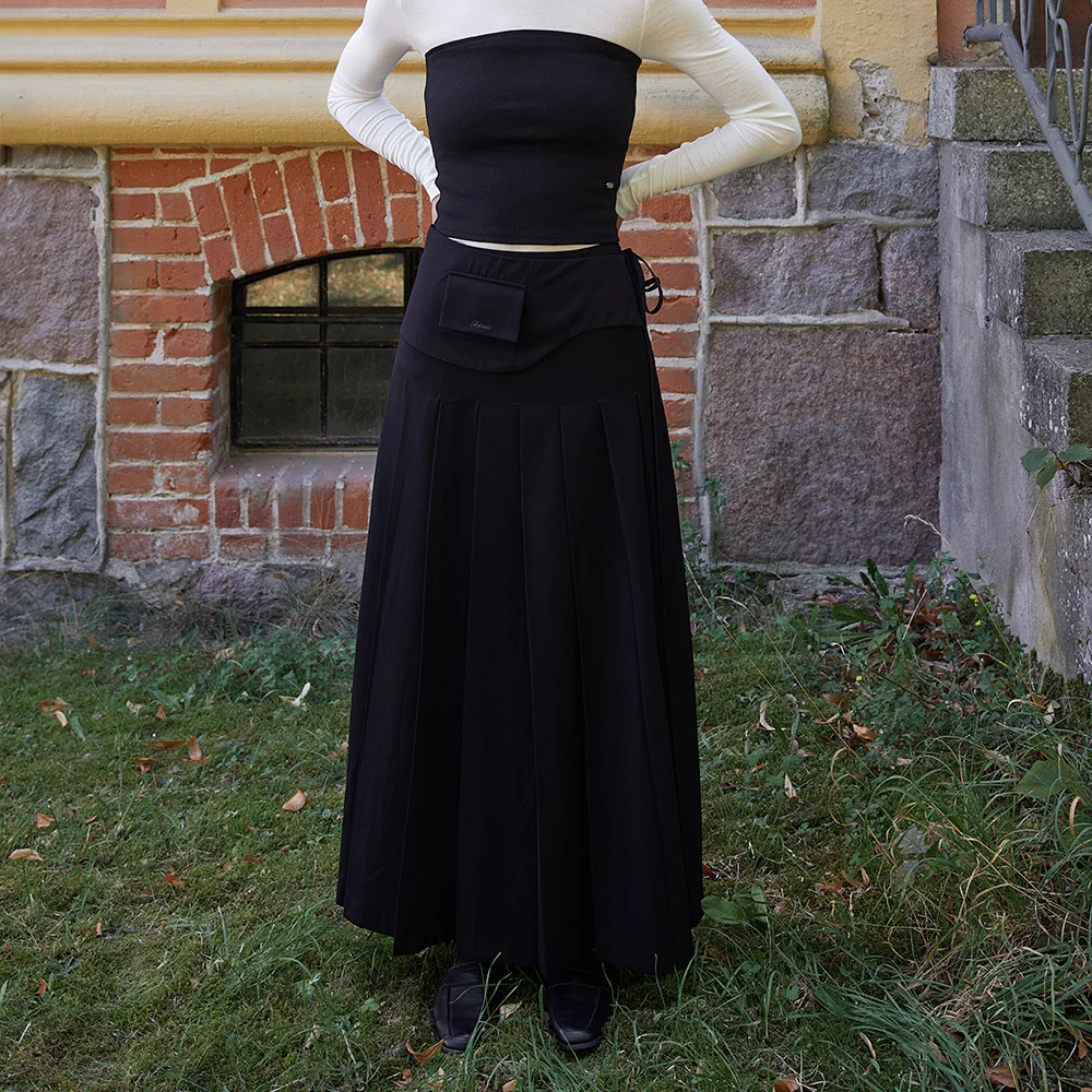 BELTED PLEATS LONG SKIRT (BLACK)