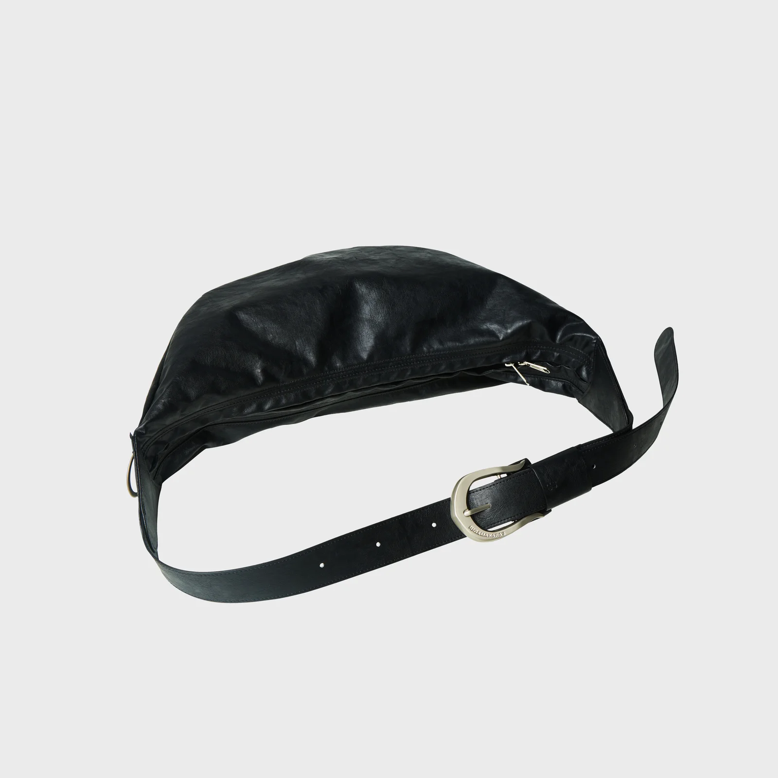 H-Buckle Banana Leather Bag (black)