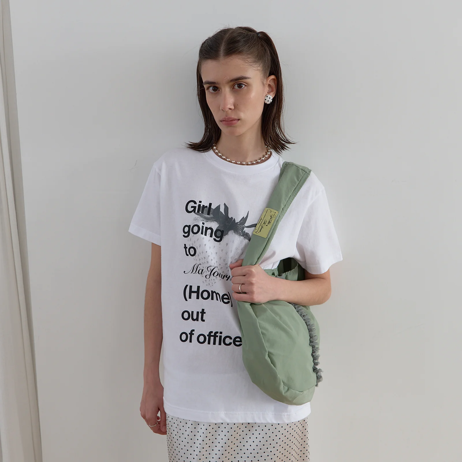 M STRAWBERRY SHORT SLEEVE T-SHIRT_WHITE