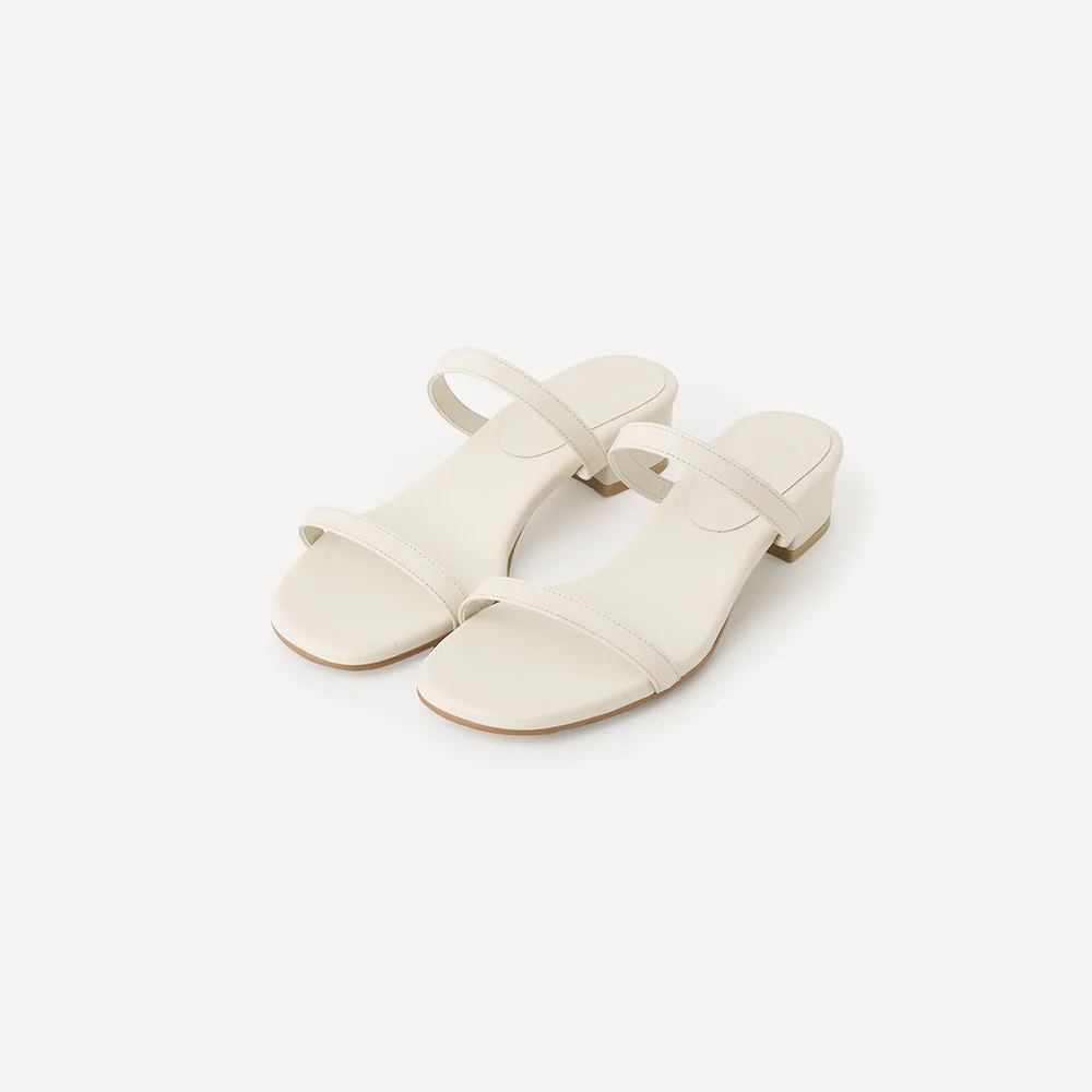 STRAIGHT SANDALS (IVORY)