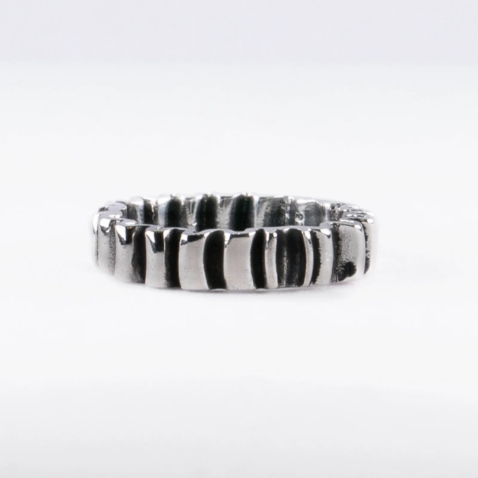 HR 243R_(Silver 925)