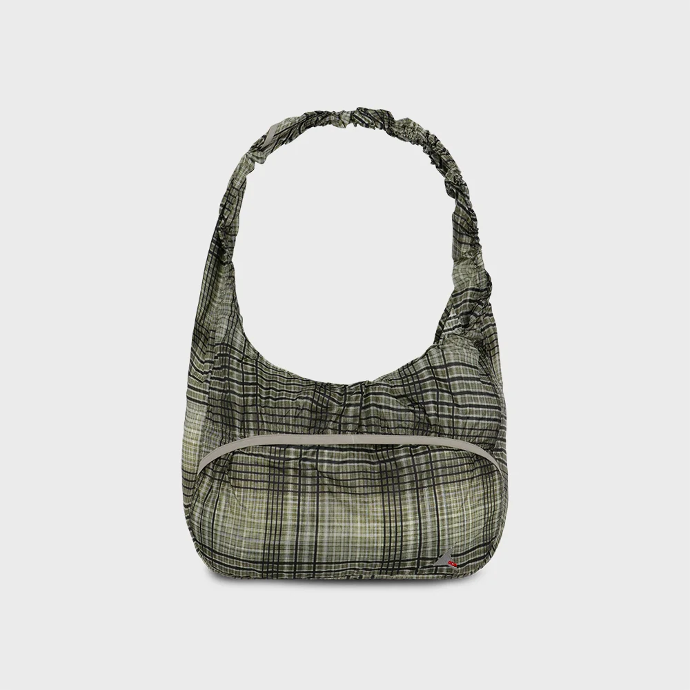 (U) LAKI PACKABLE KNOT BAG (BLACK, GREEN)