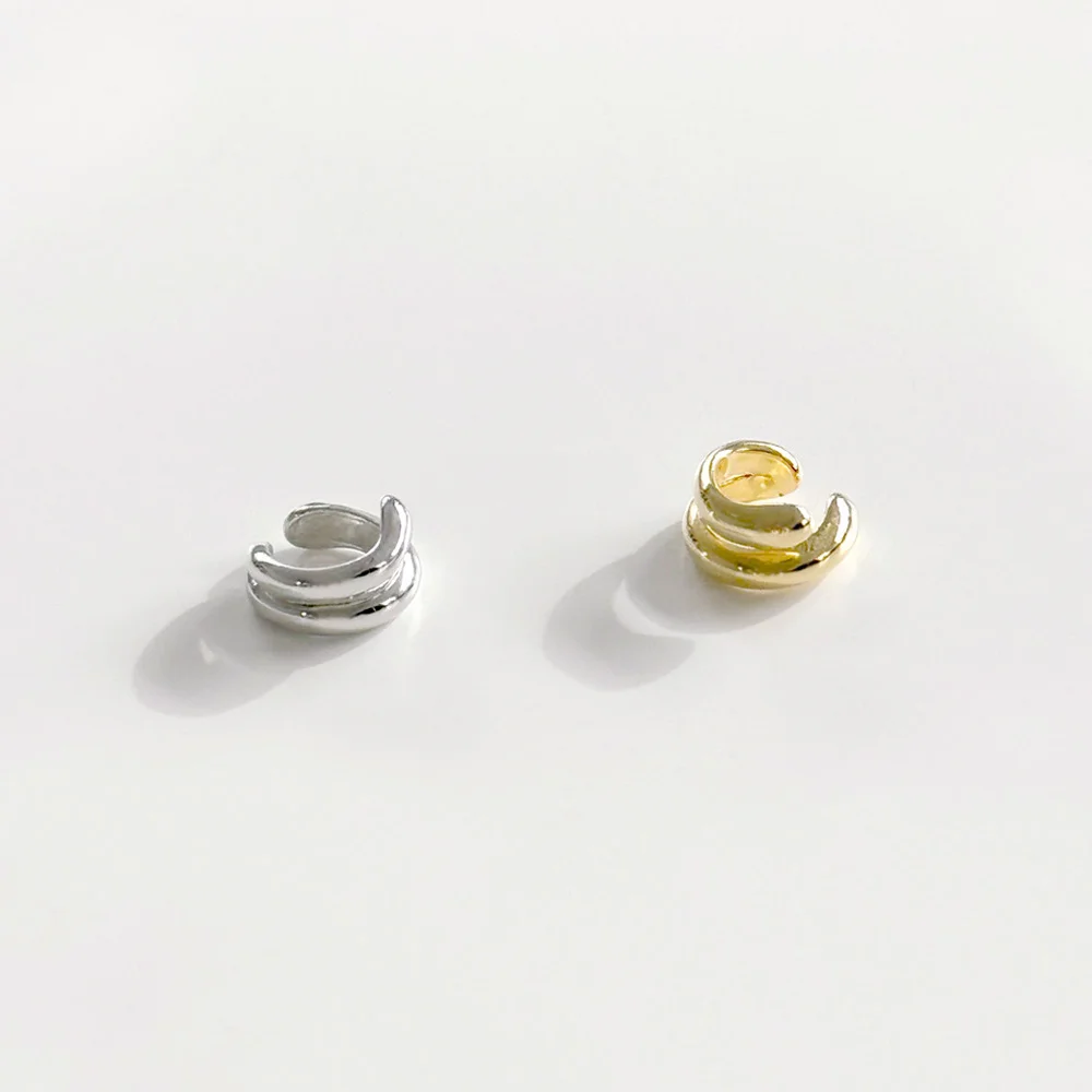 宋慧喬 著用 Double Line Bold Ear Cuff