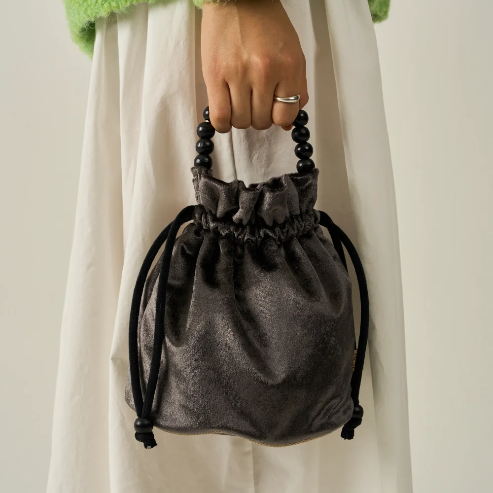 poppy bucket bag _ velvet gray