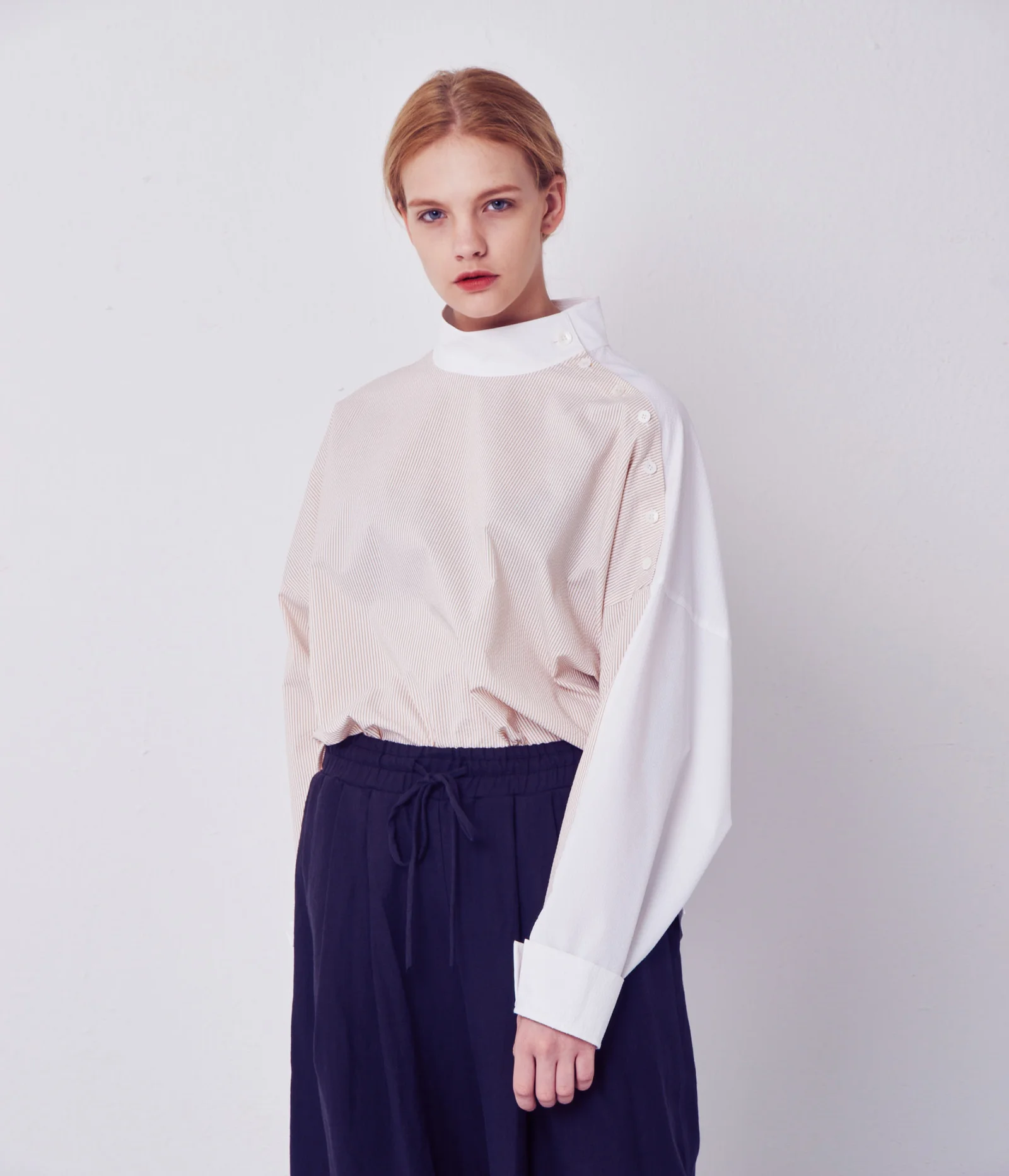 OVER OVERSIZE BLOUSE(BG)