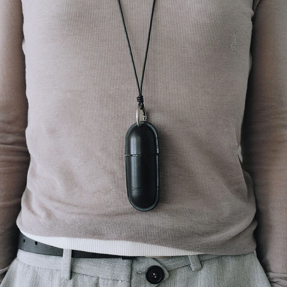 LIP BALM HOLDER (SOFT BLACK)