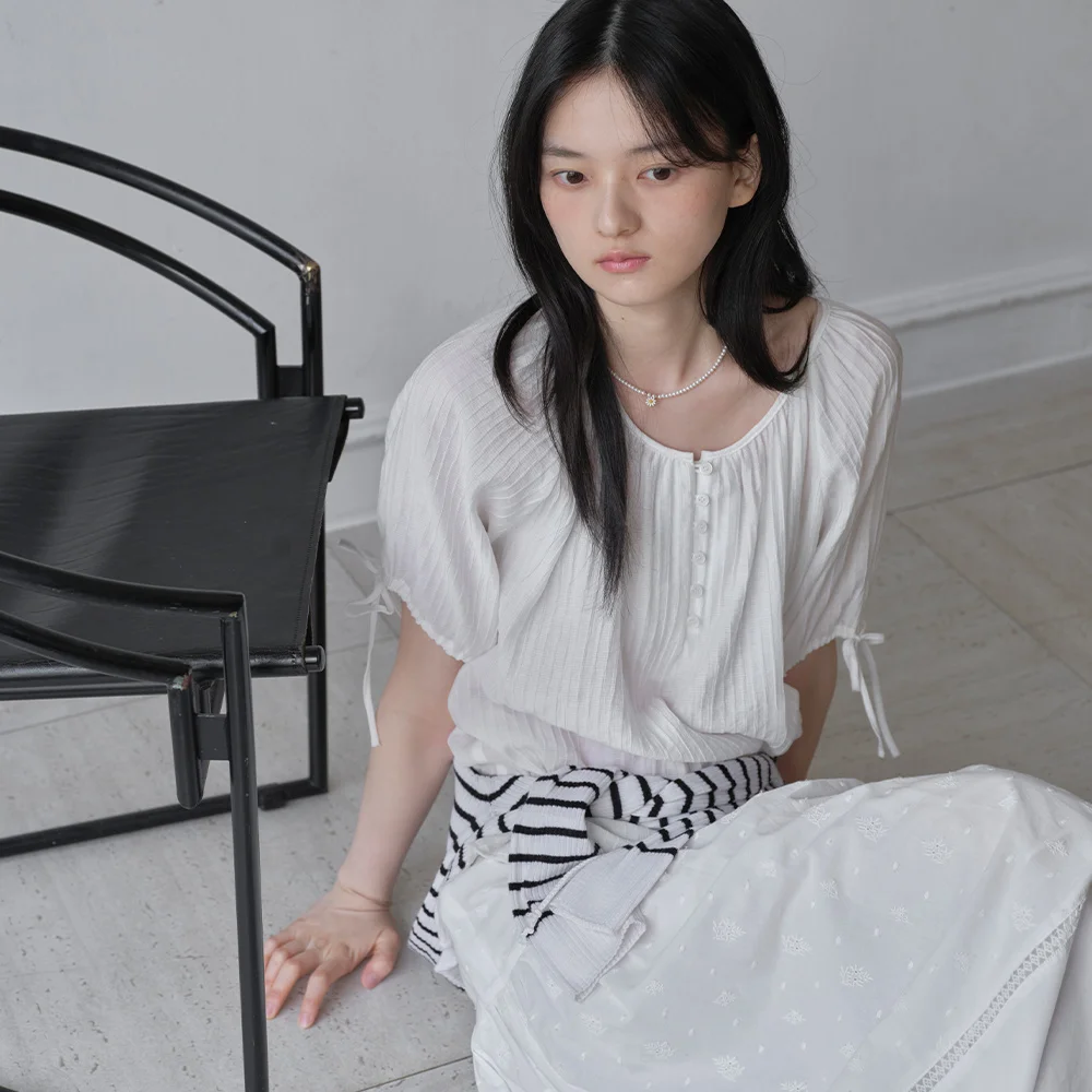 SHIRRING BUTTON BLOUSE (sand ivory)