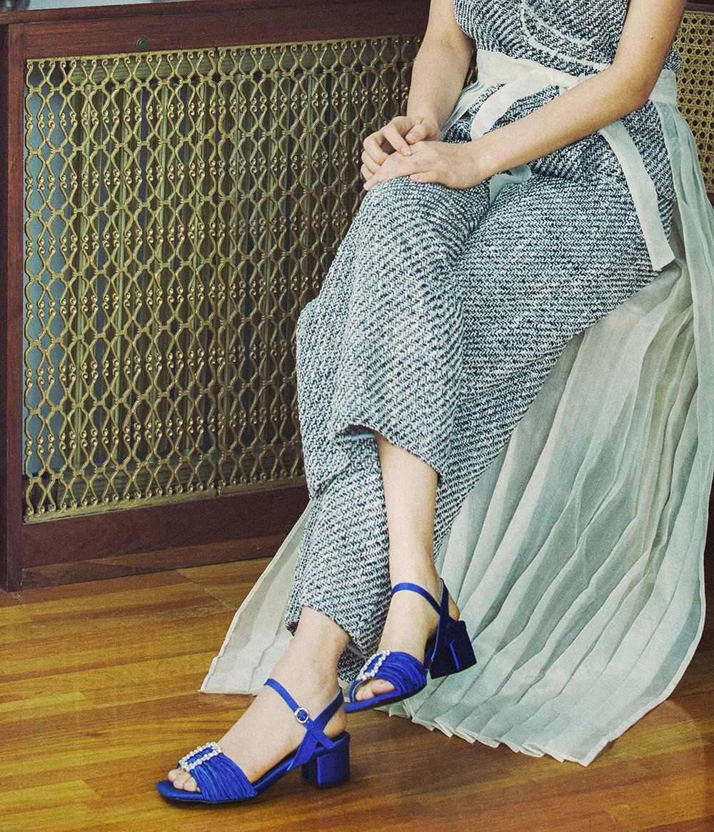 blue Elizabeths sandles 藍色 藍色 緞面 Elizabeth 裝飾 涼鞋