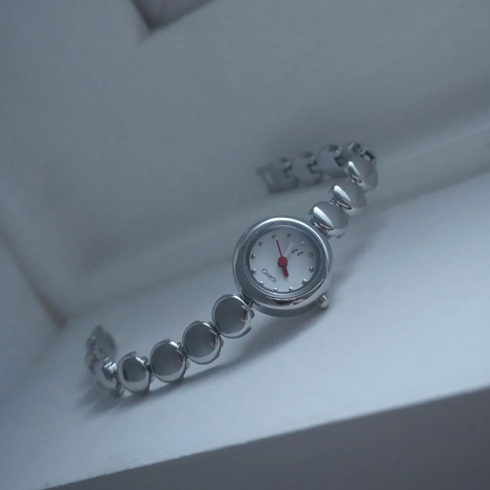 Dot watch
