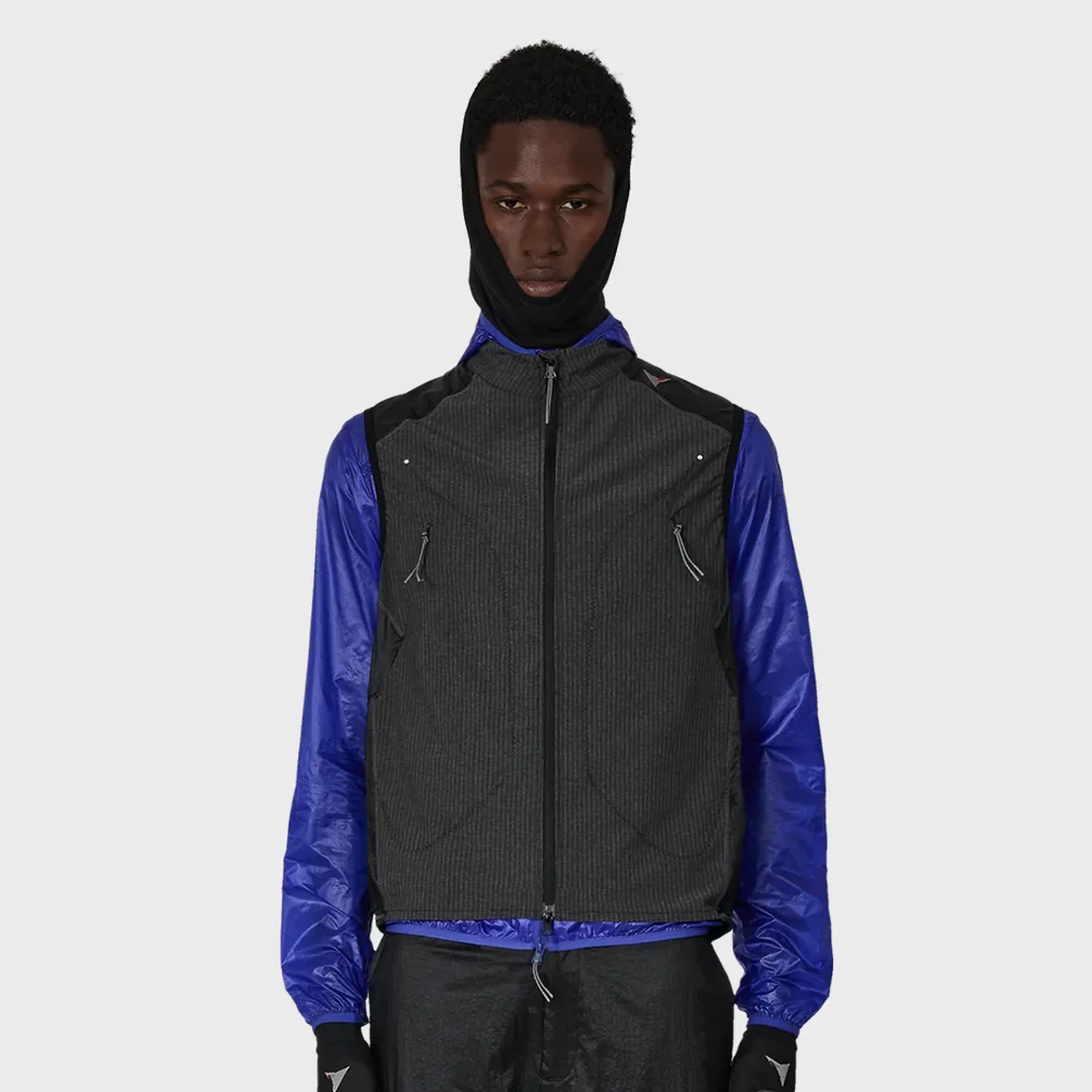 (U) NUMB PINSTRIPED COMMUTING VEST (BLACK)