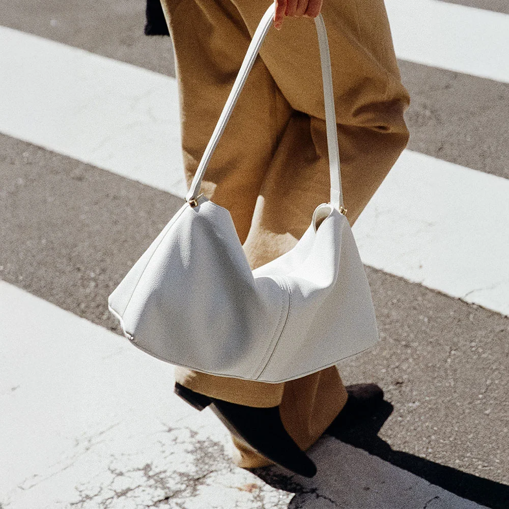 NUUS SHOULDER BAG (2colors)