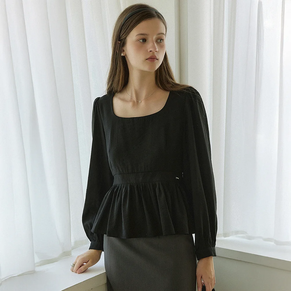 Square neck line ad charm blouse - black