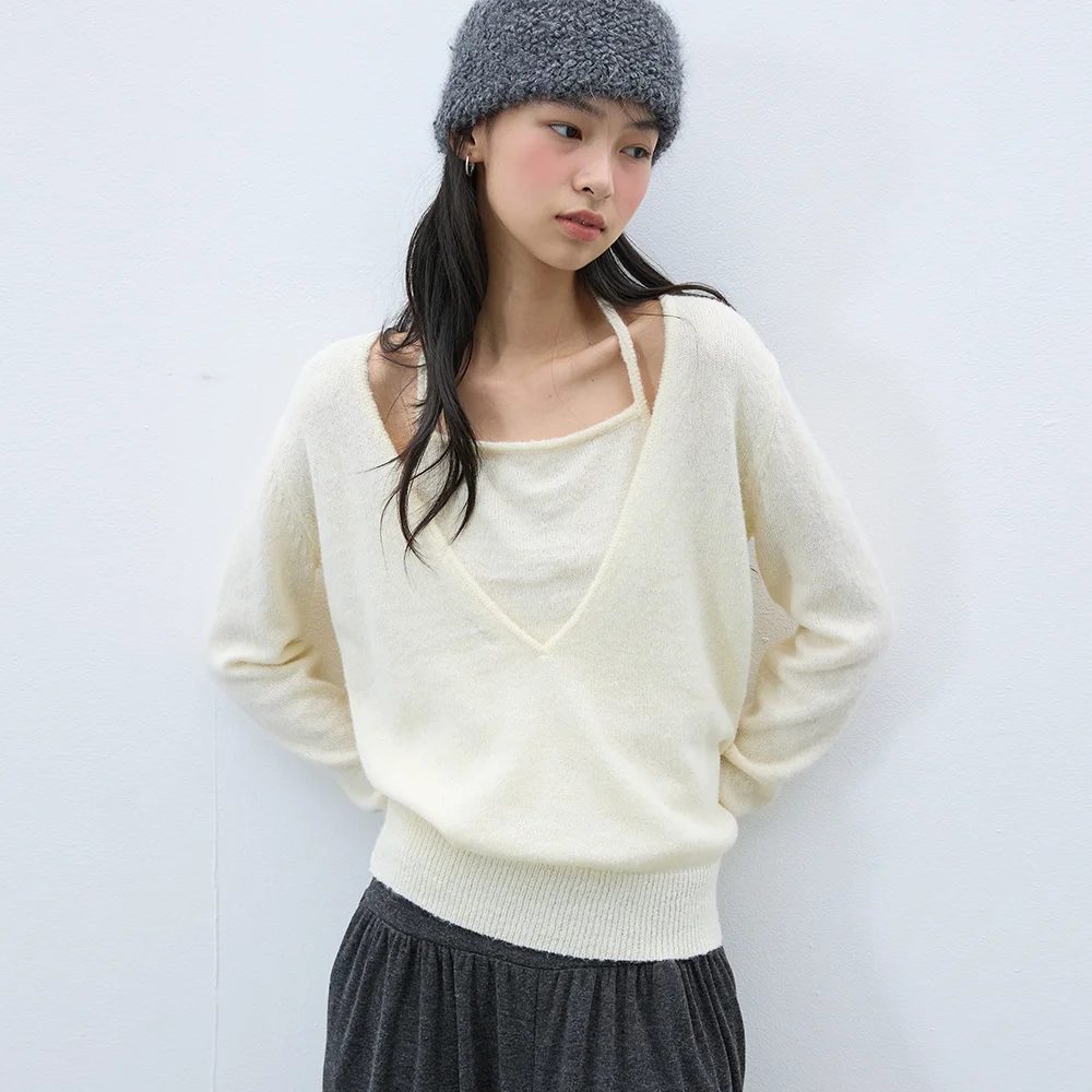 Deep V-neck Wool Knit Set Cream ivory