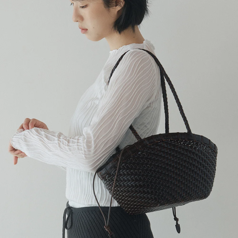 TWIG BASKET SHOULDER BAG (DRIED BROWN)