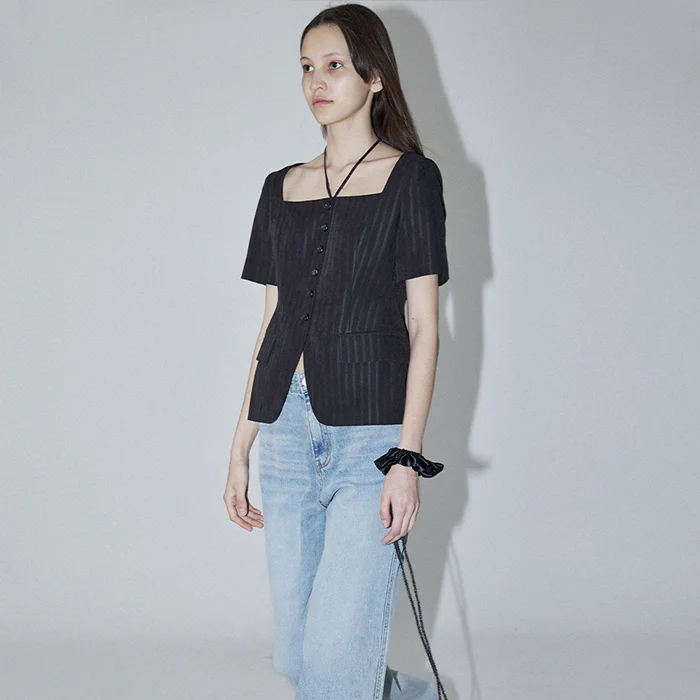 NECK STRAP STRIPE JACKET - BLACK
