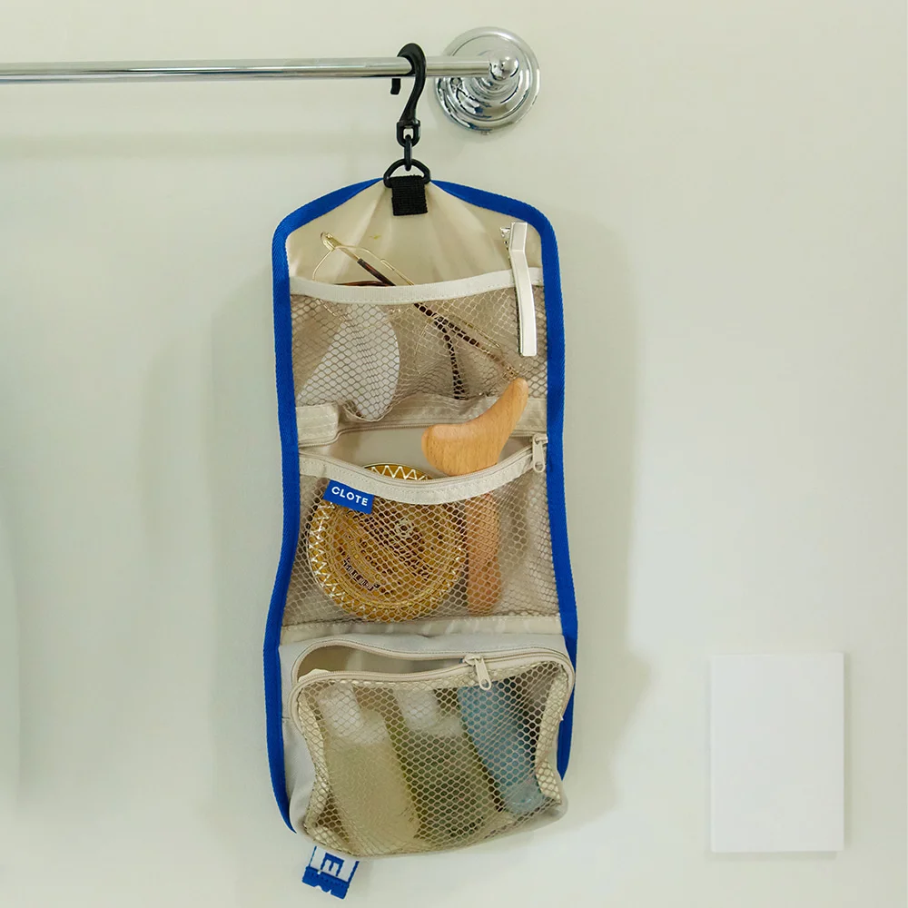 TRAVELER SHOWER POUCH - SILVER BEIGE