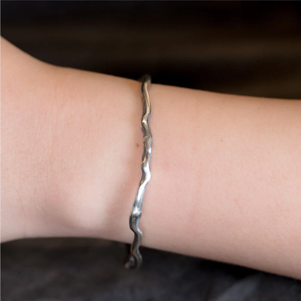 HR 237B_Silver Bangle Bracelet (Silver 925)