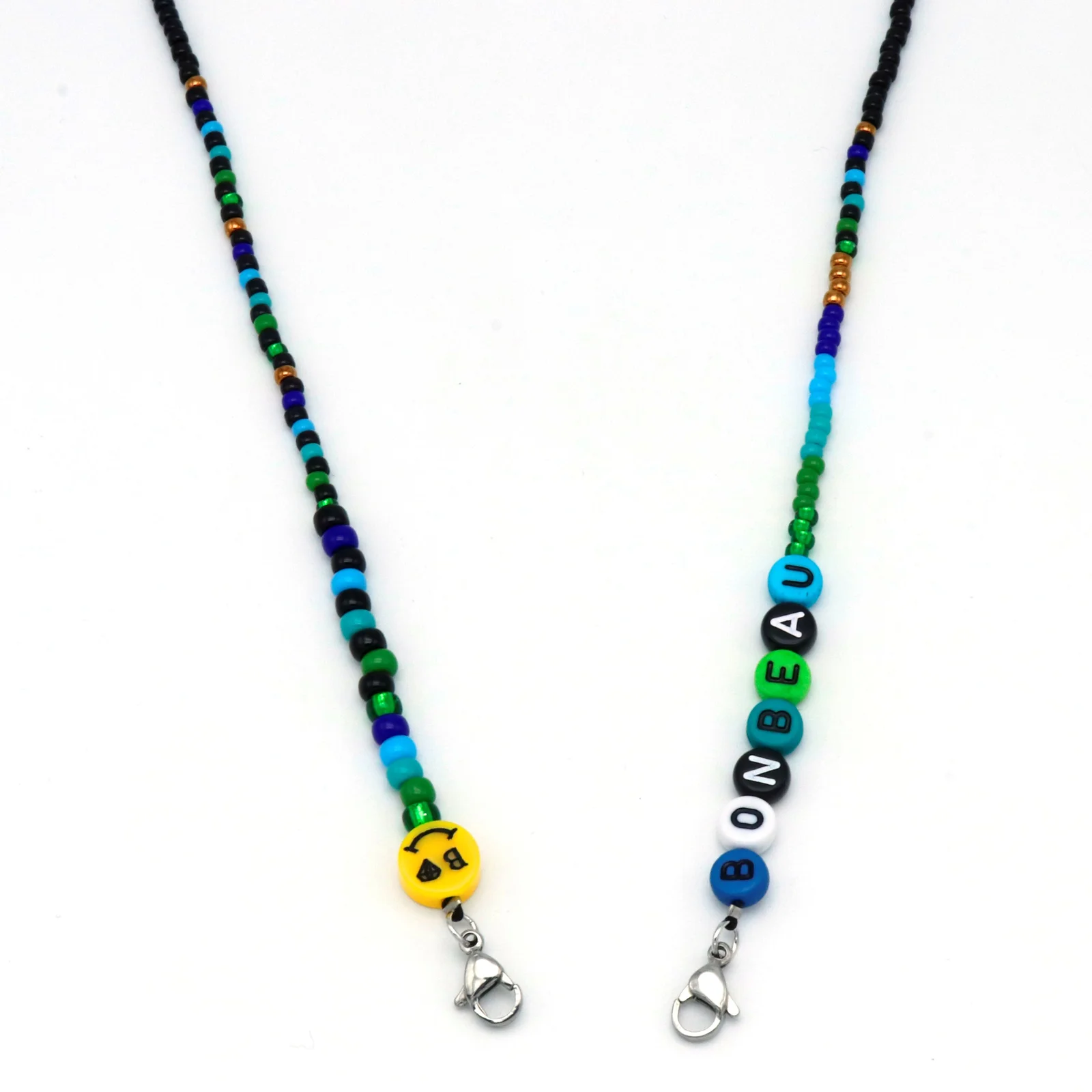 Kitsch color initial beads mask strap 色 字母 時尚 串珠 面膜 肩帶