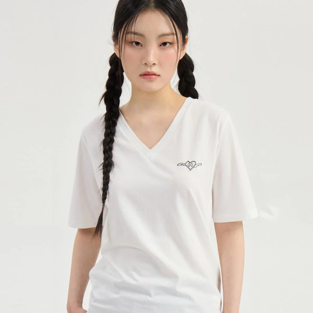 V-neck Basic Fit Short Sleeve T-Shirt (Ivory) LFTAX26320IVX