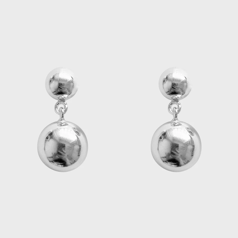 2 Ball Earrings _ M
