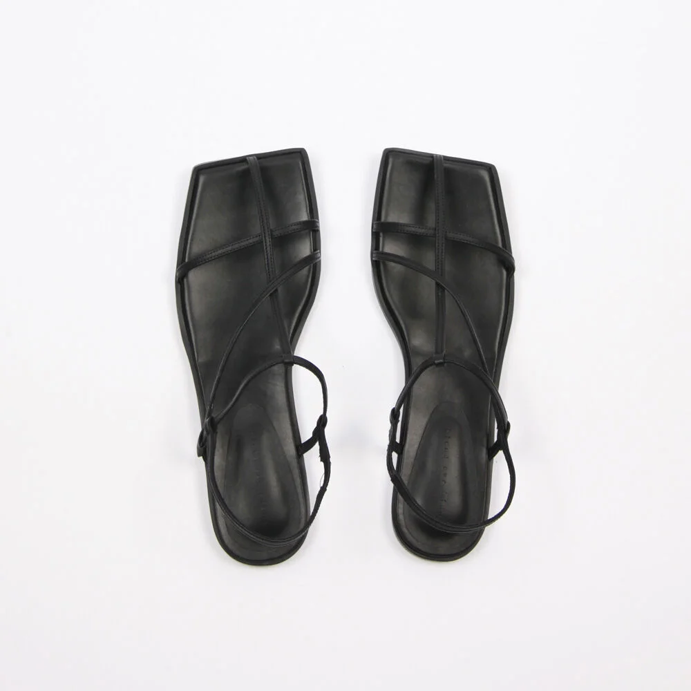 Yves Sandals Leather Black