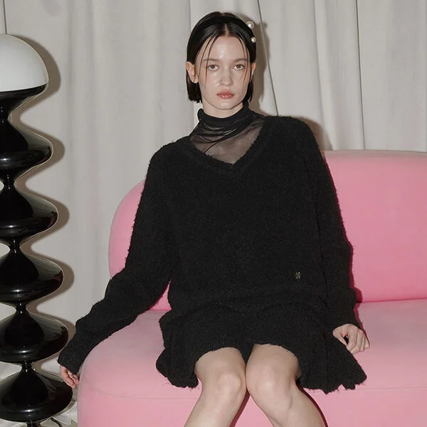 COLIN BUCKLE OVERSIZED FIT V-NECK KNITWEAR BLACK (T-6729)
