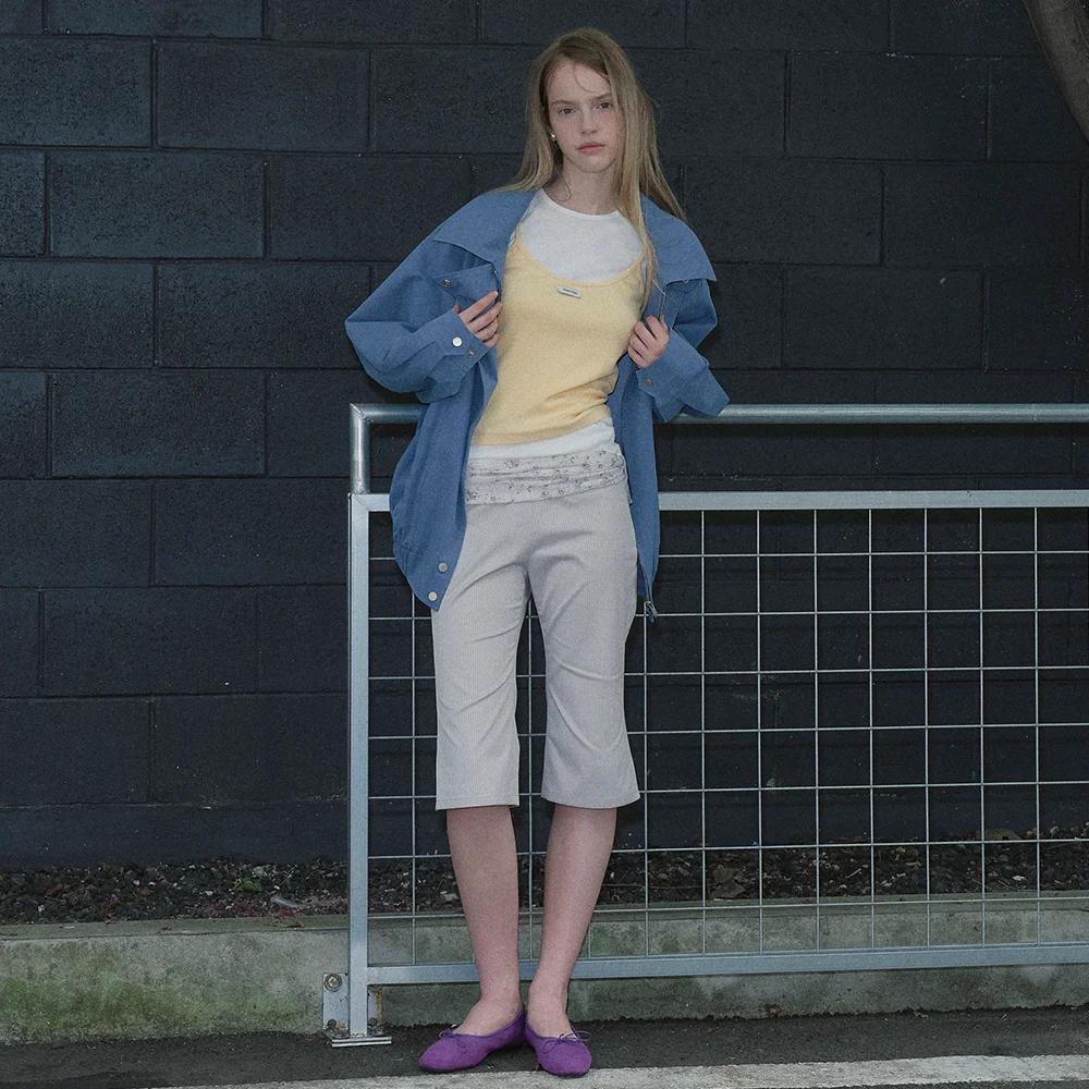 RELAXED-FIT CAPRI PANTS (LIGHT GREY)