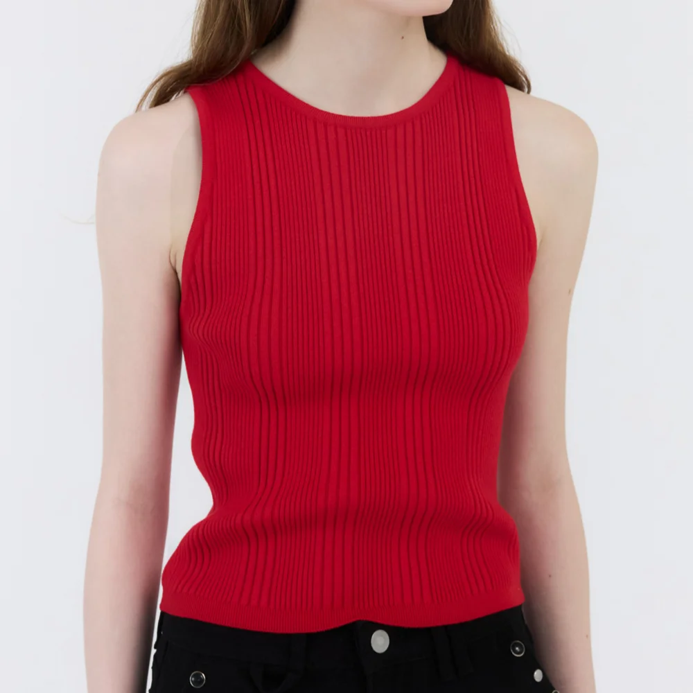 RIBBED SLIM SLEEVELESS TOP / RED
