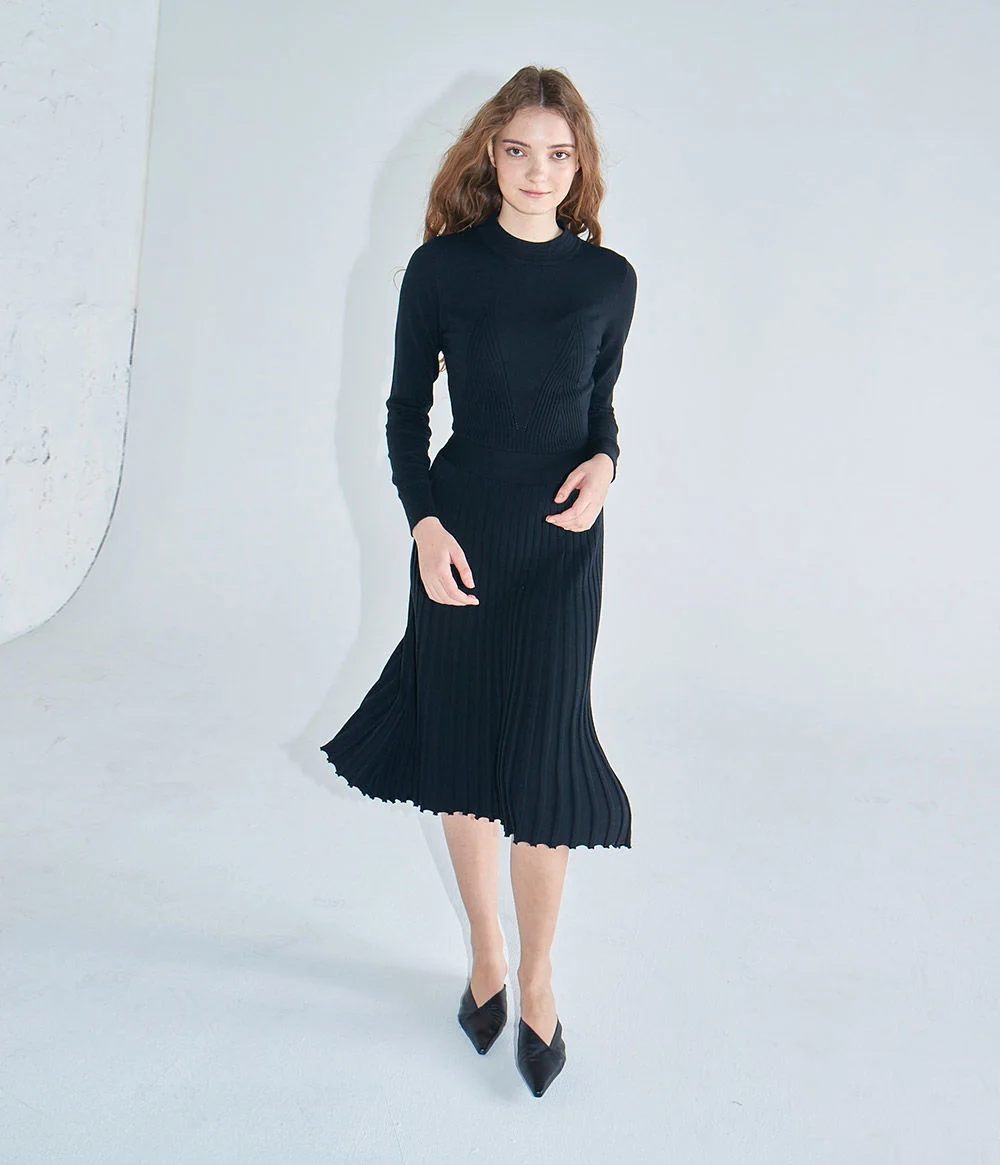 Flared knit dress #Black