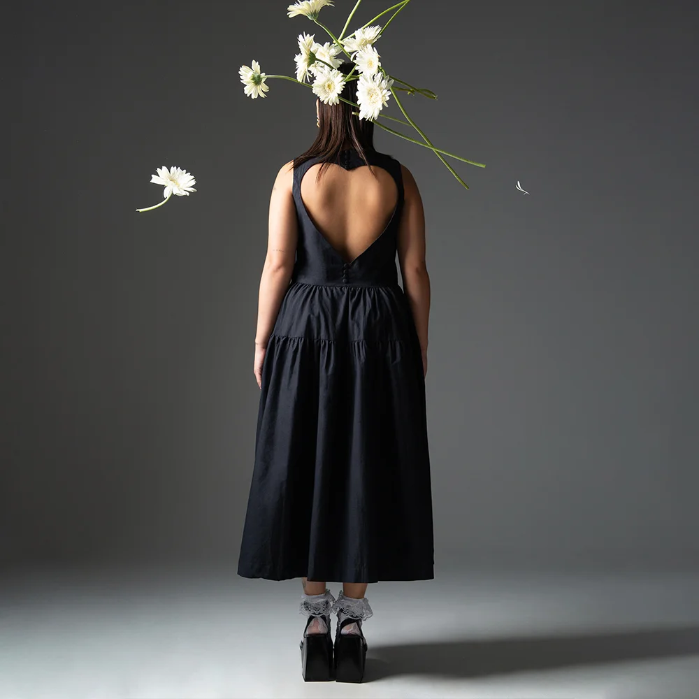 FOREVER YOURS GATHERED MIDI DRESS (BLACK)