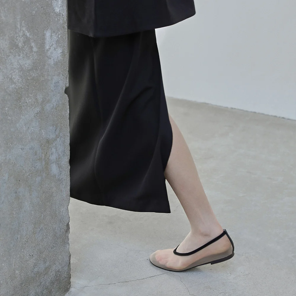 TOV Round Flats (3color)