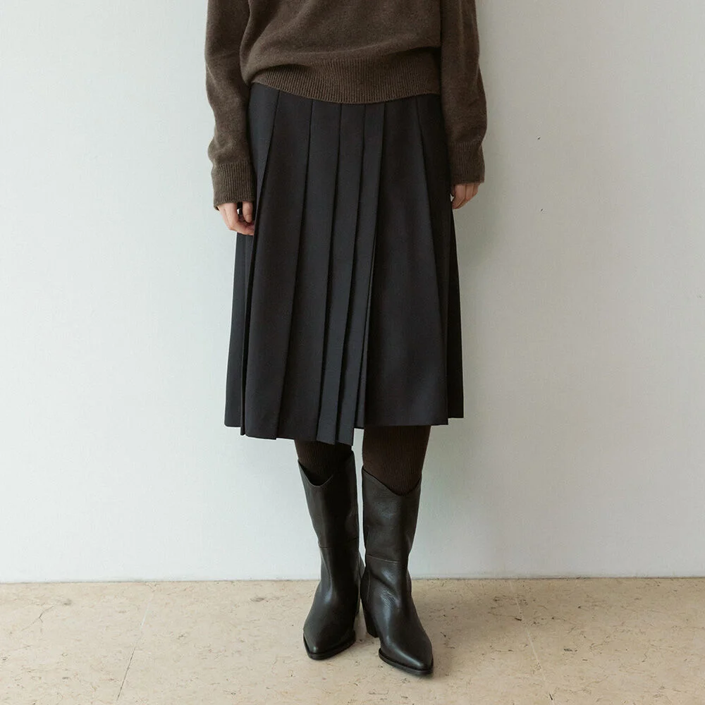 Asymetric Pleated Skirt SW5WS461-9E