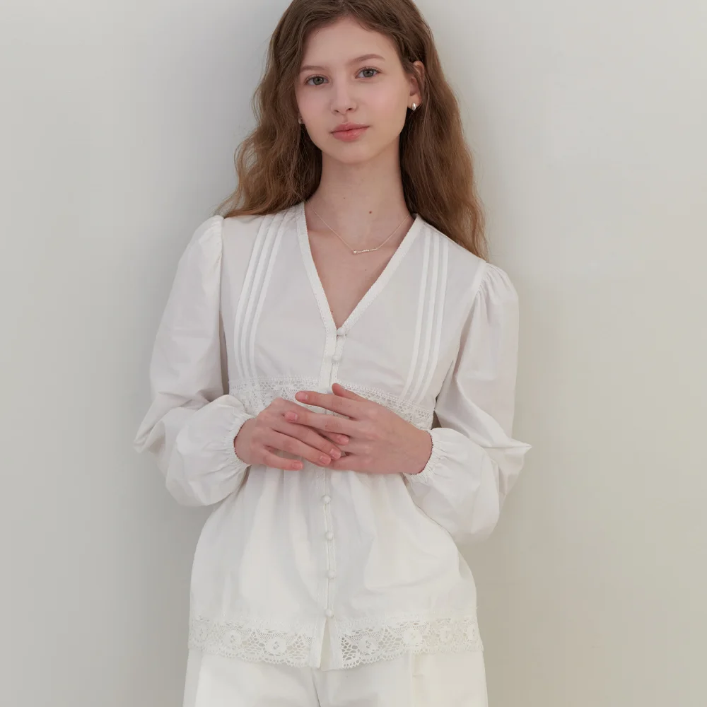 Enough lace blouse (white)