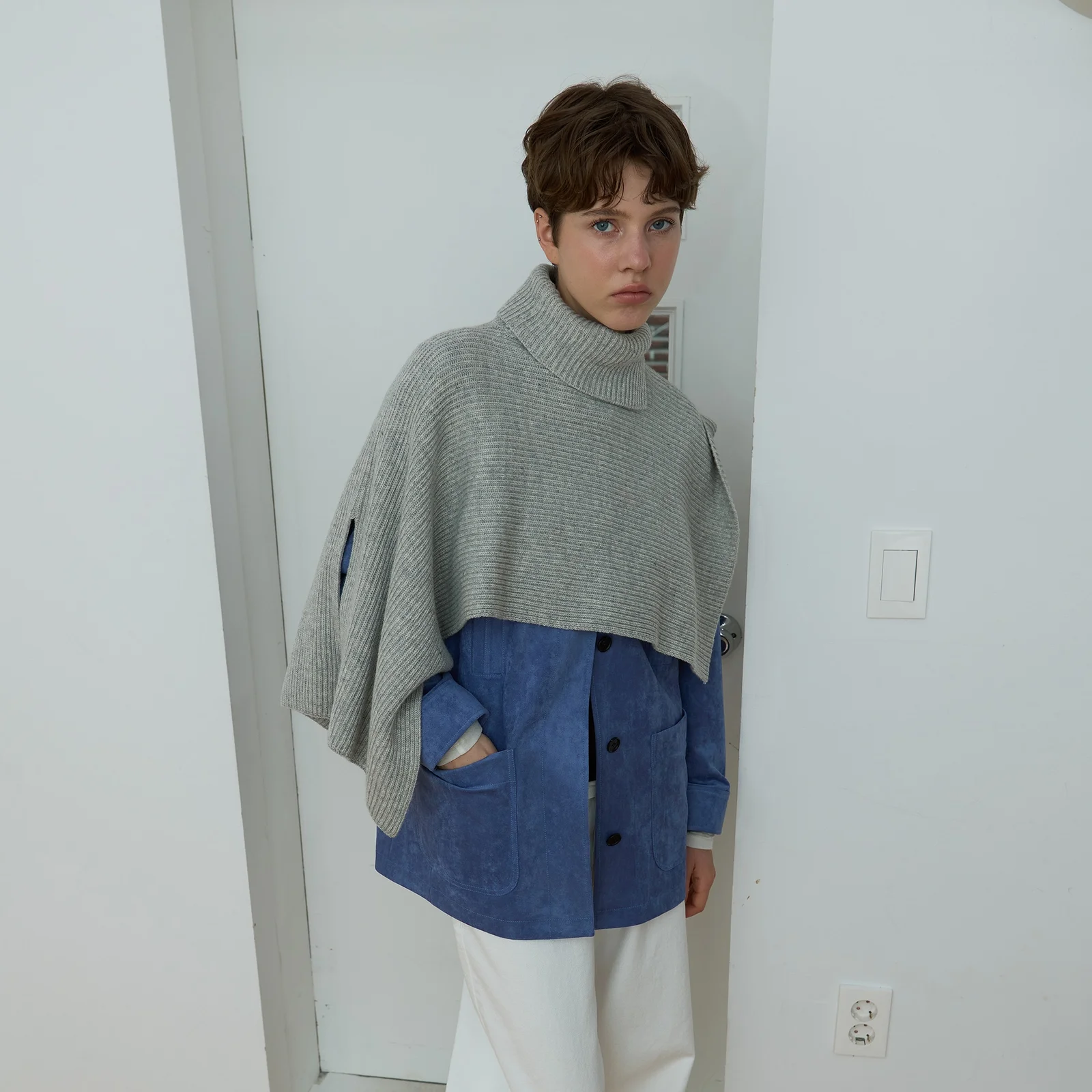 SLIT WOOL KNIT CAPE_MELANGE