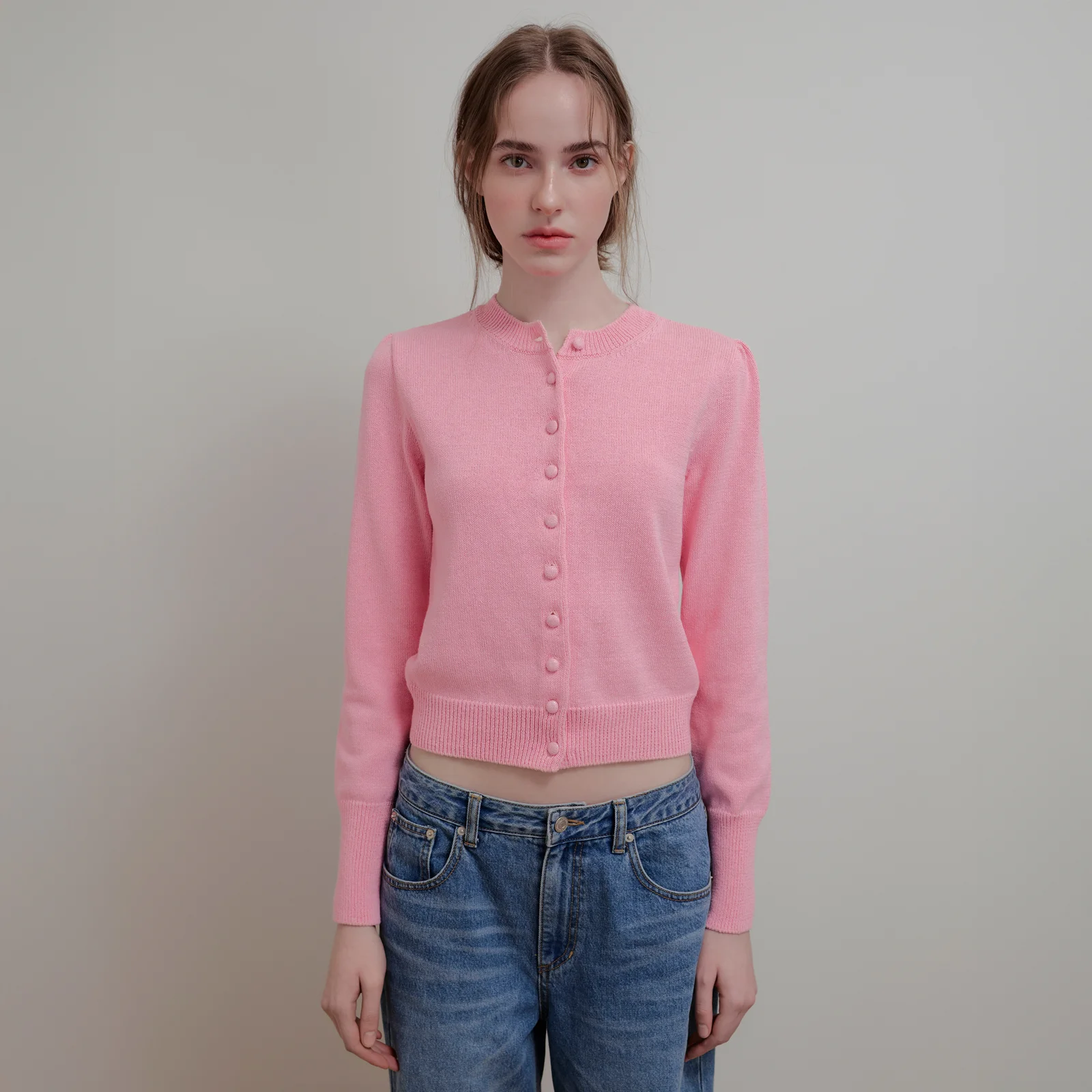 COVERED BUTTON PUFF CARDIGAN - PINK