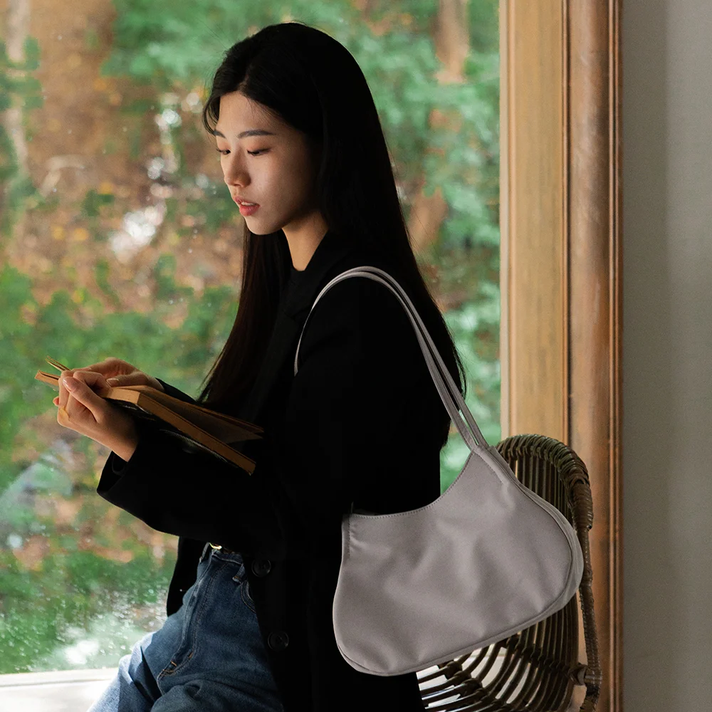 HOBO NEAT BAG _ TENCEL (Warm Gray) Hobo 針織袋 _ 天絲