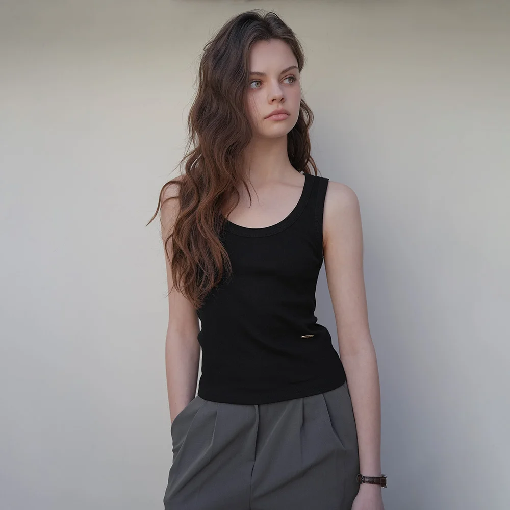 Solid Round Neck Sleeveless