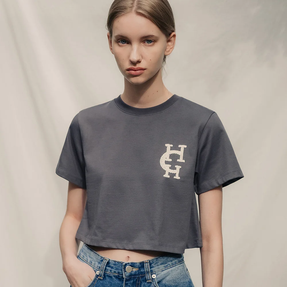HCH 刺繡 短版 T恤_CHACOAL
