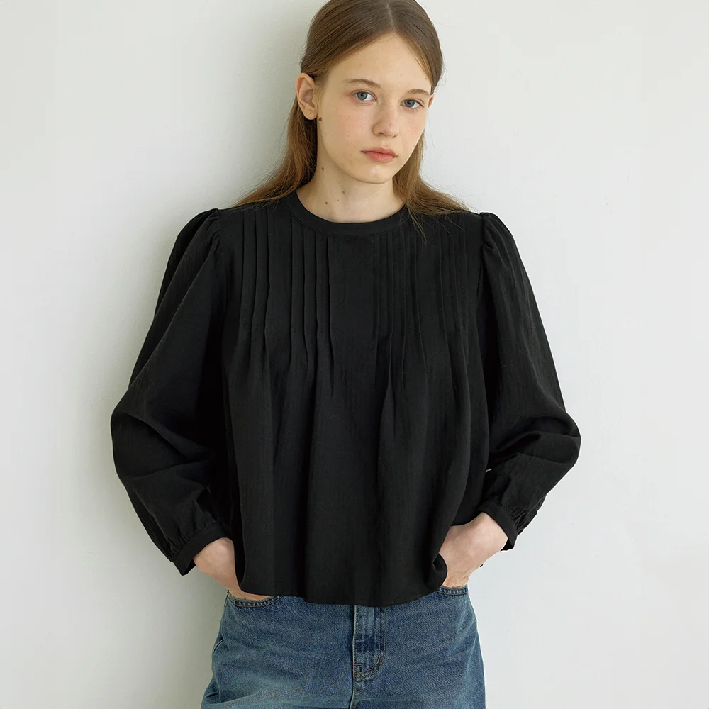 Long sleeve pintuck minit blouse (Black)