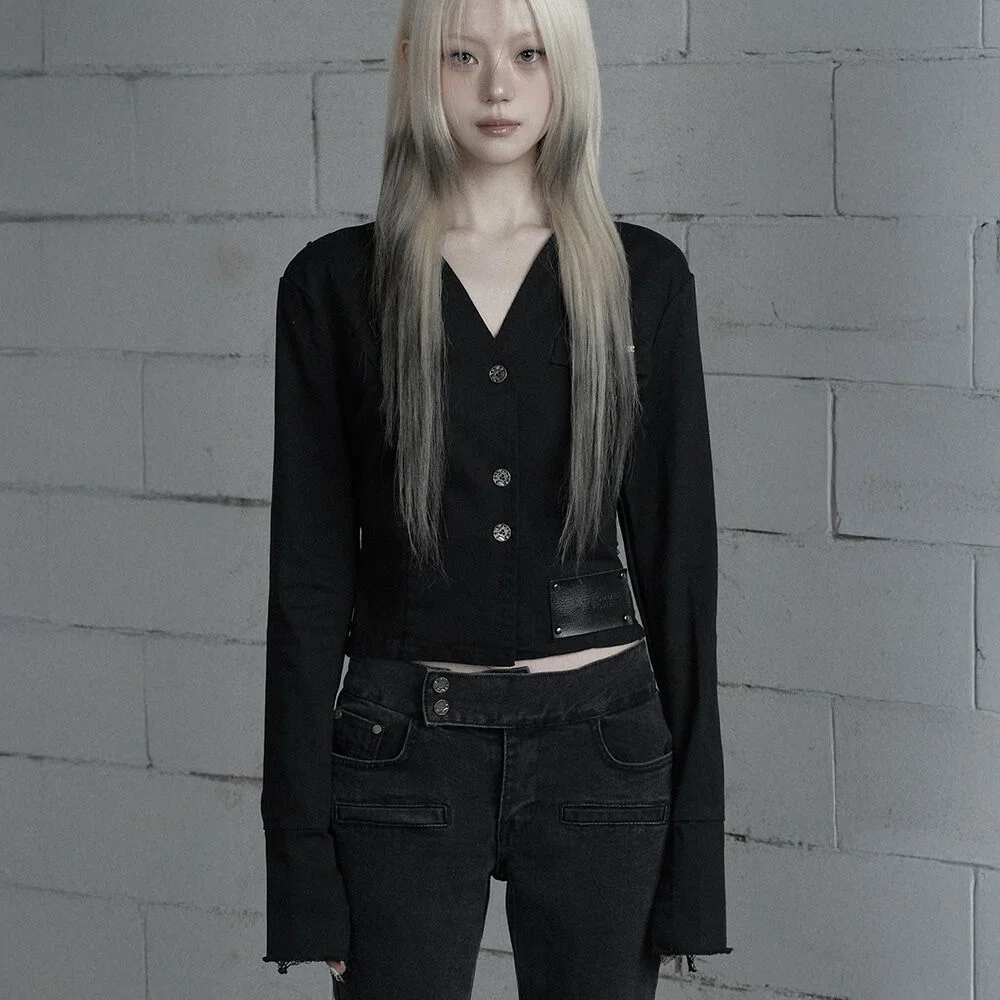 Back Diagonal Eyelet Collarless Crop Jacket (Black)