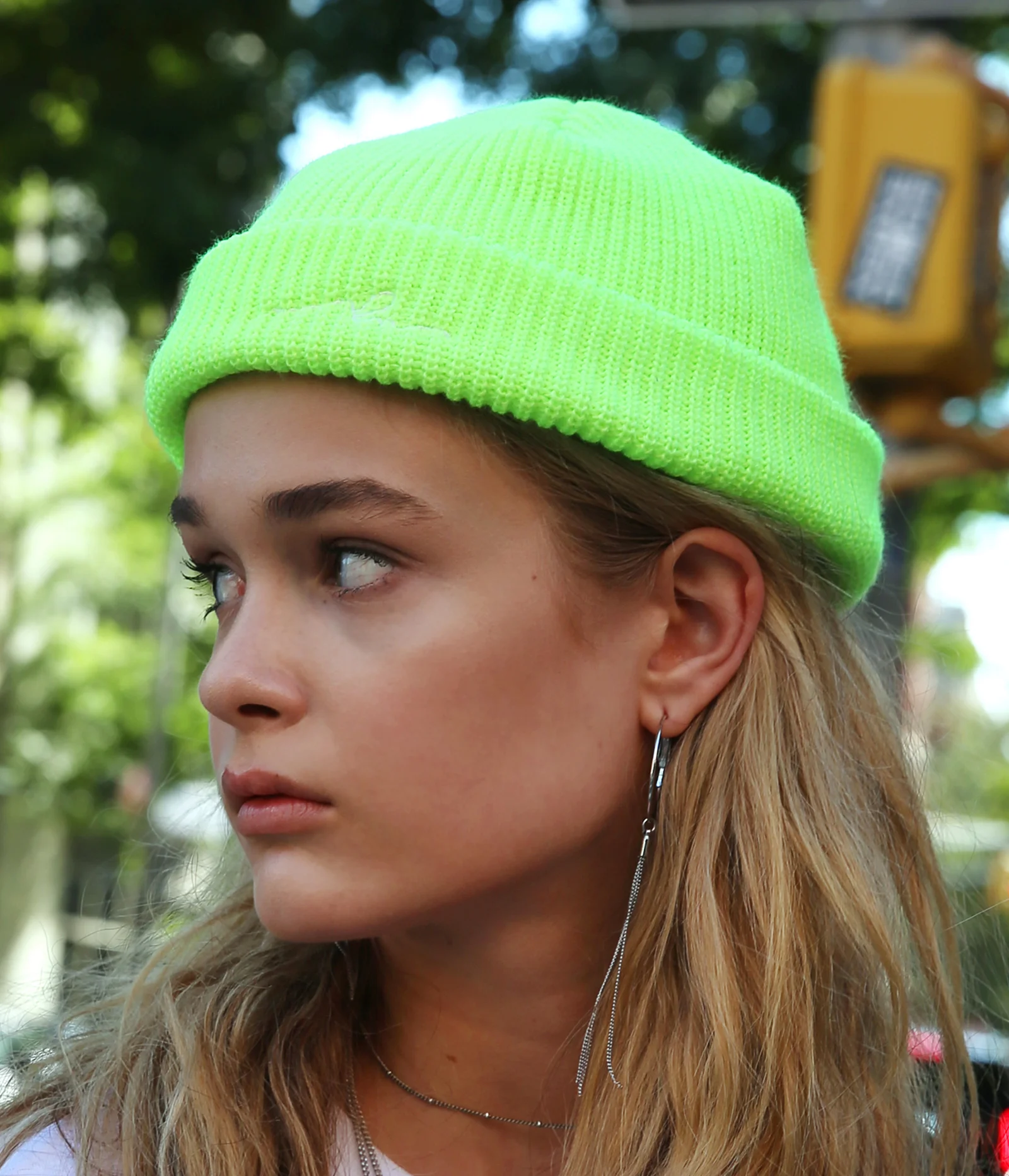 SLEEPING LIME BEANIE