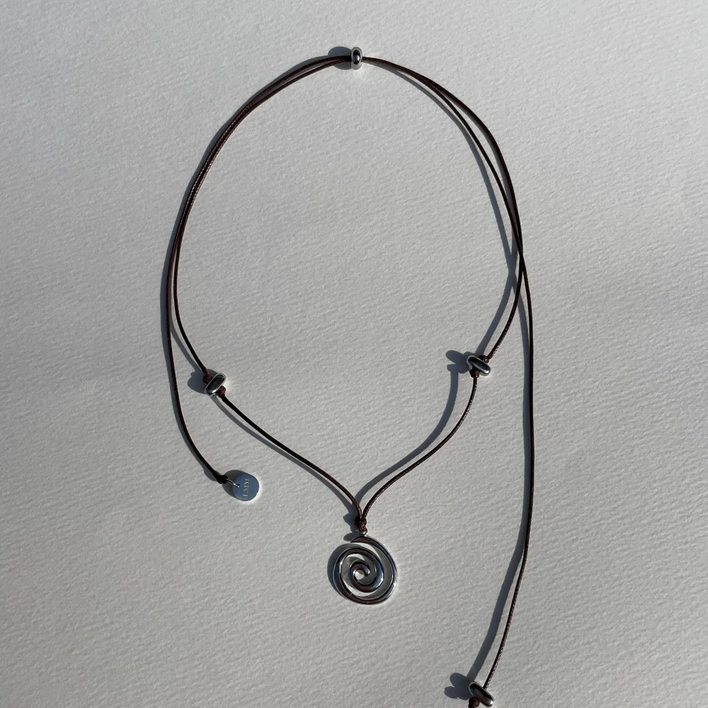 Sun & Sea Strap Necklace (L252MNK050)