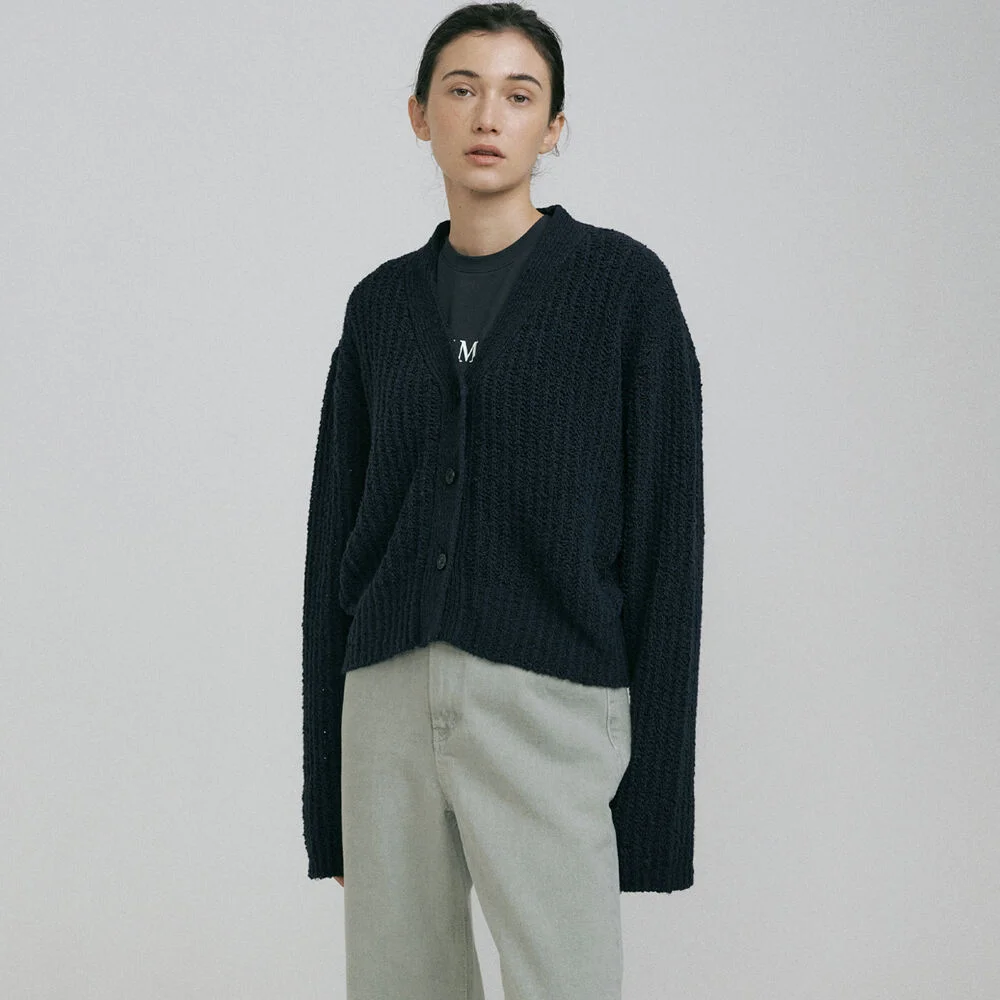 Boucle v-neck cardigan (navy)