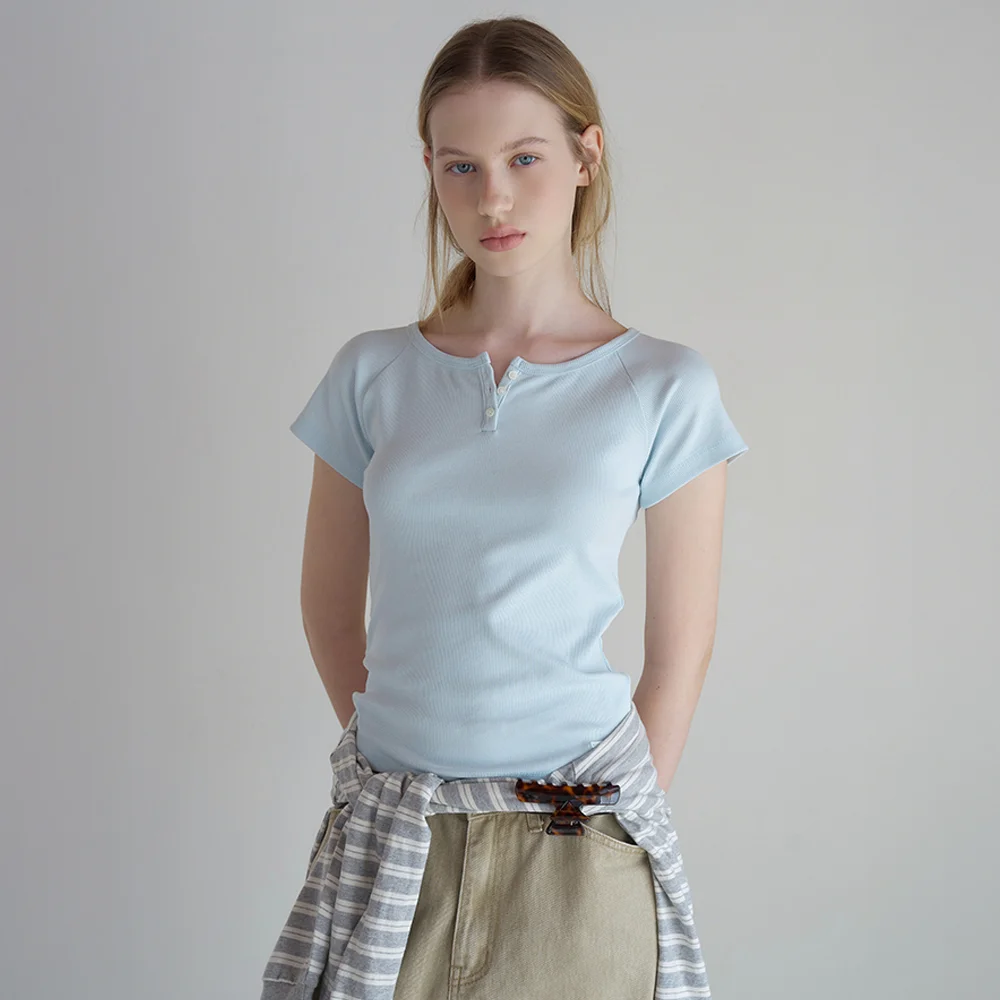 Lay Button Raglan Top - Light Blue