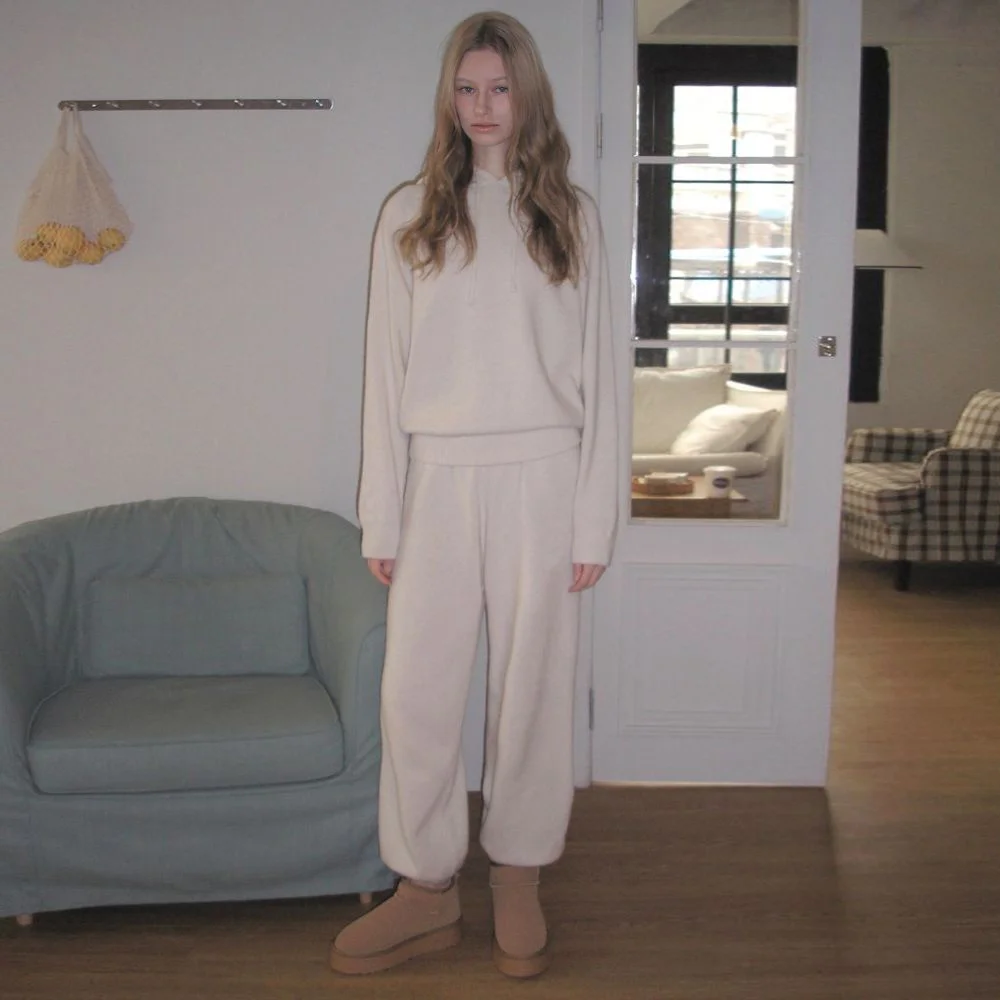 Fine Wool Knit Jogger Pants 象牙色