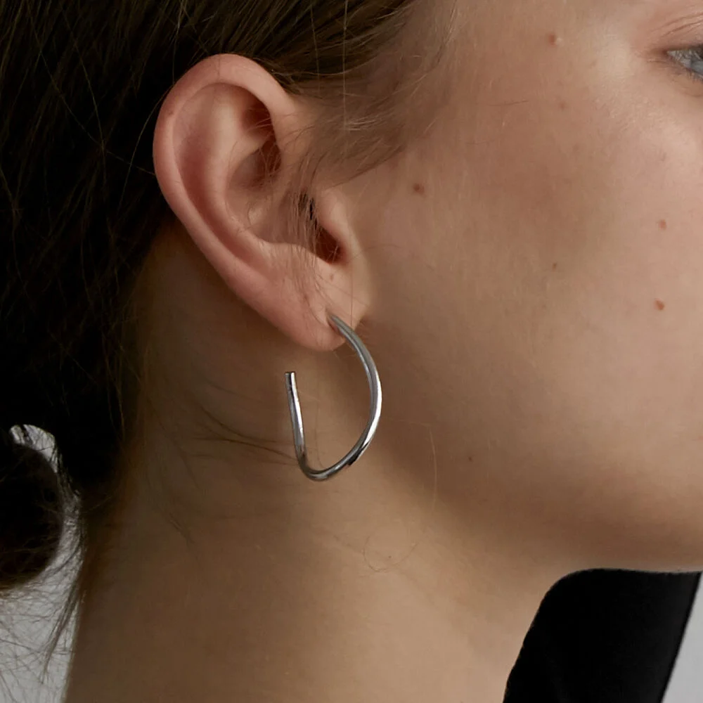 line earrings