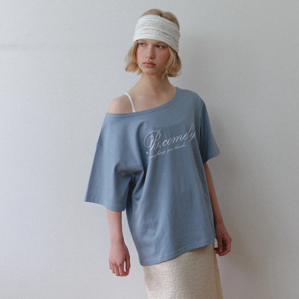 todah one-shoulder t-shirt_powder blue