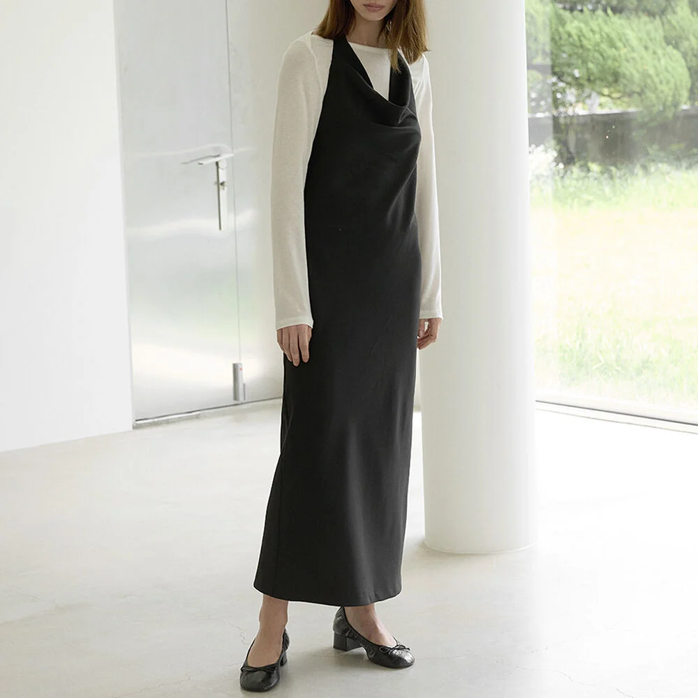 Halter-neck maxi dress - Black
